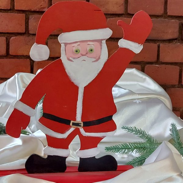 Święty Mikołaj z drewna