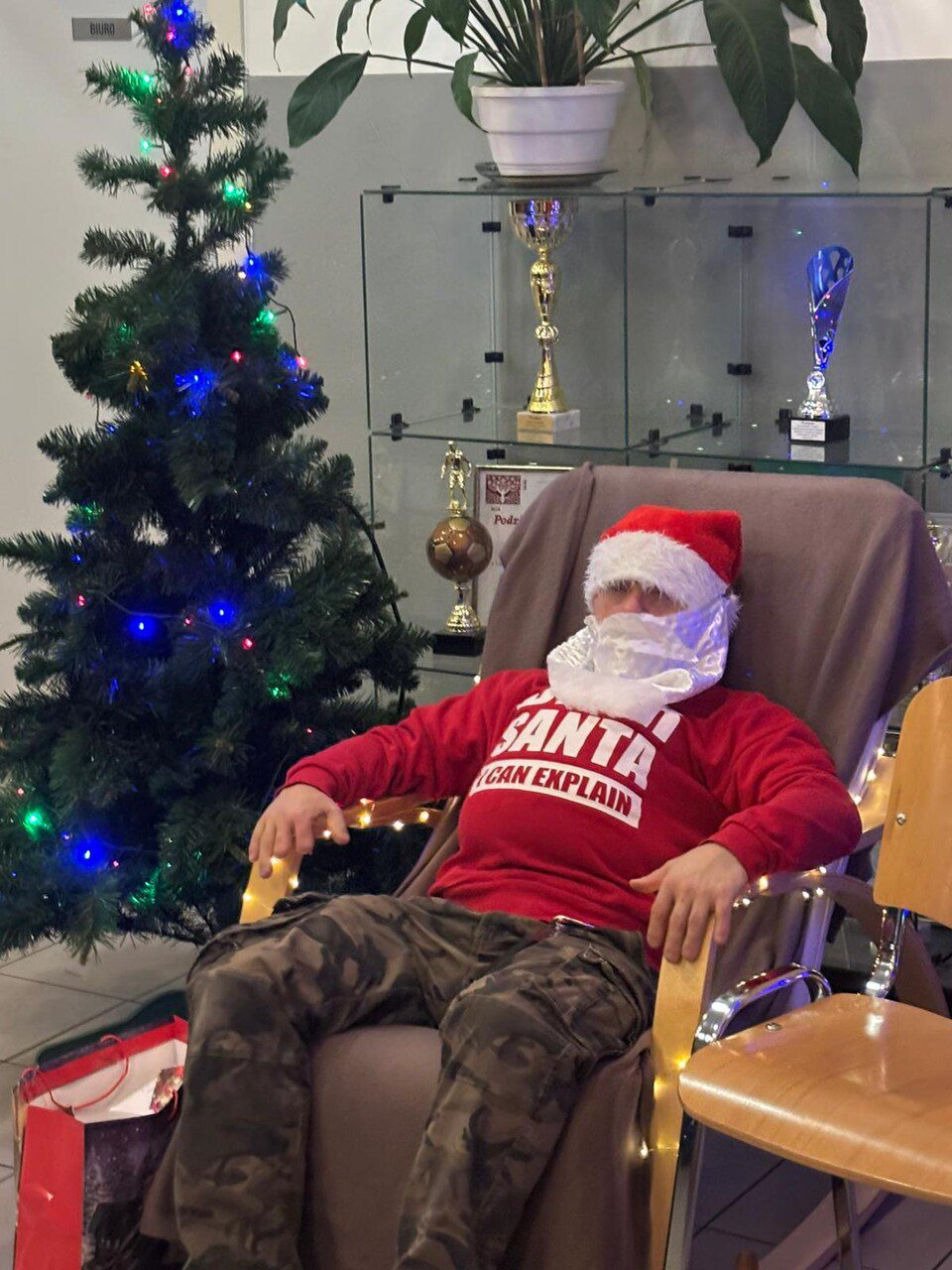 Napracował się ten nasz Mikołaj :)